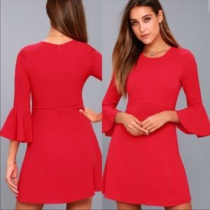NWT XS Lulus Red Flounce Sleeve Dress - Fit +Flare